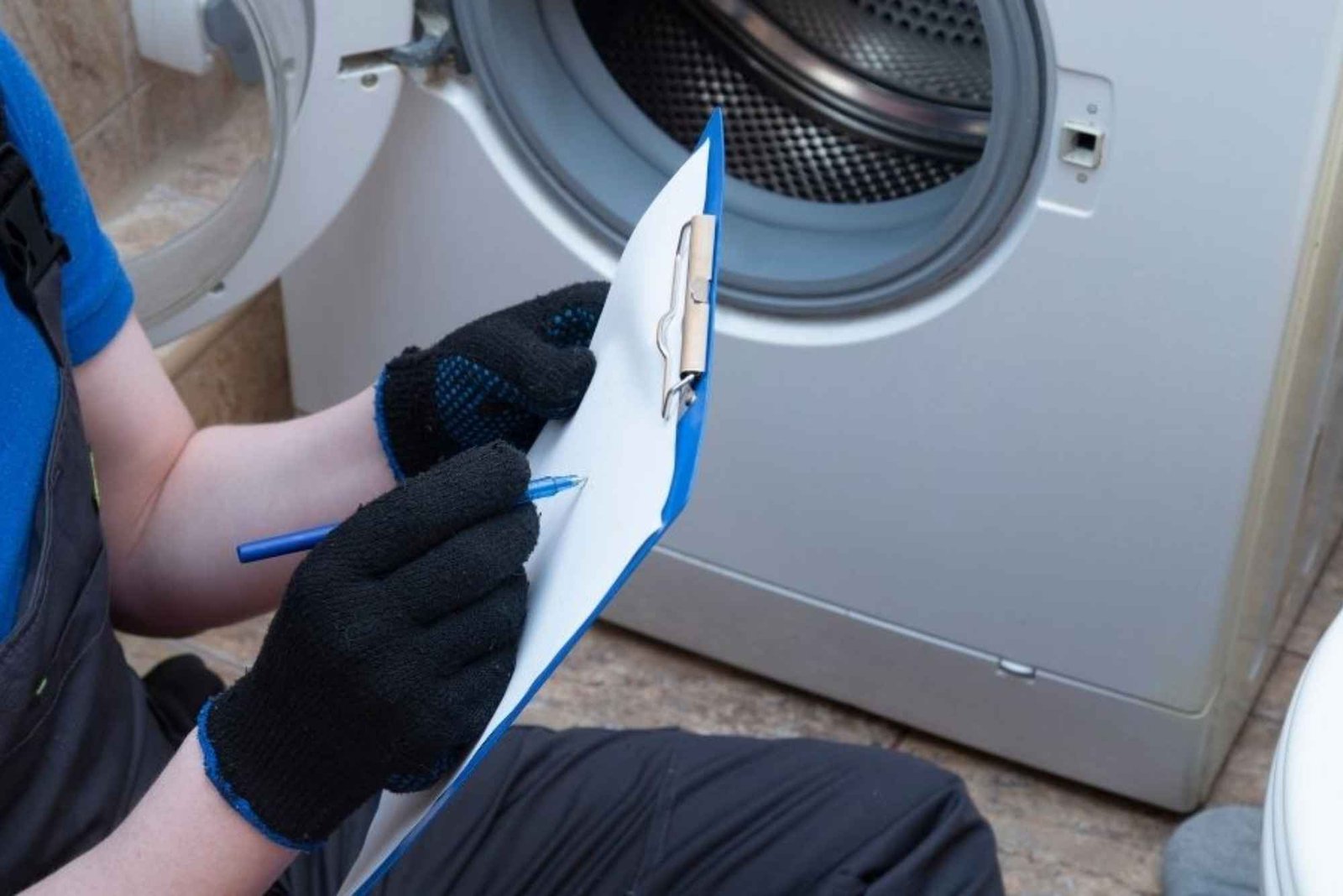 علامات انزلاق حزام المجفف وأهمية خدمة dryer repair في دبي