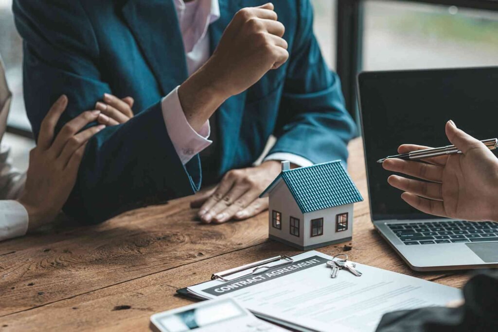 How Do Lawyers in Dubai Assist with Property Disputes and Litigation