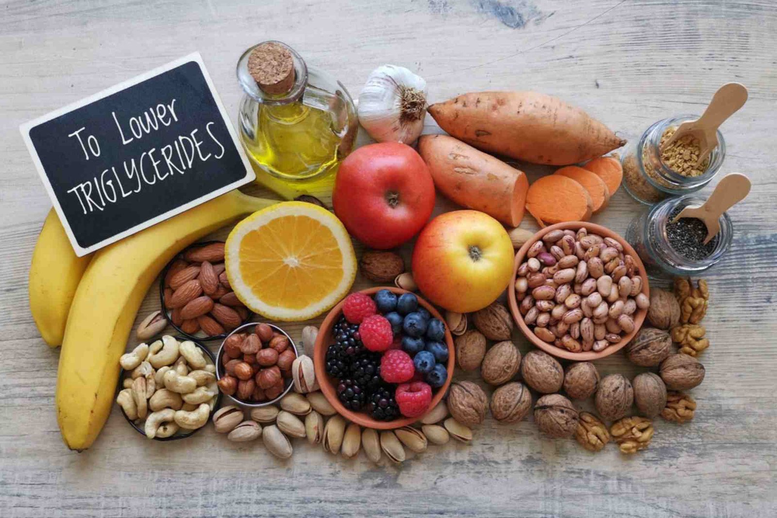 ما هي الأطعمة التي تزيد من الدهون الثلاثية؟